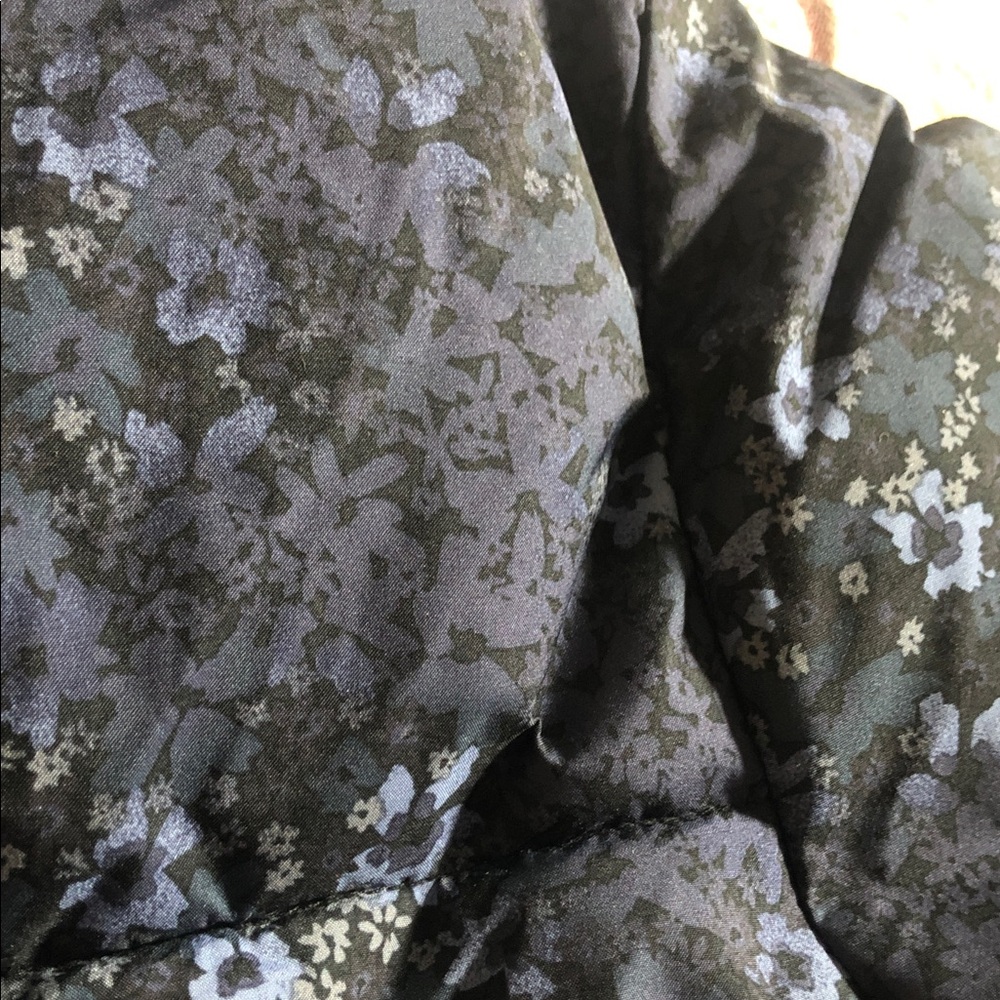 All In Motion Girls Puff Jacket 10/12 - Picture 8 of 8